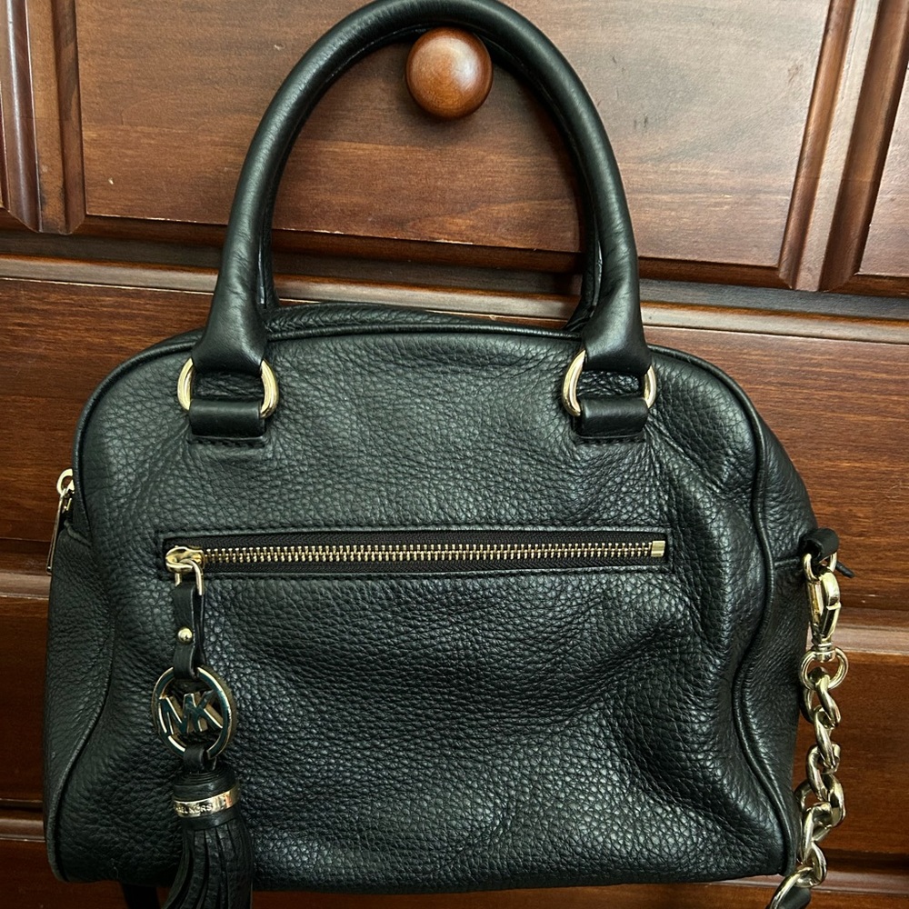 Micheal Kors purse